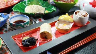 食事・飲み物 / 3