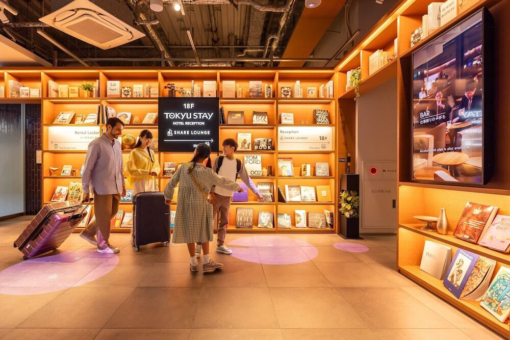 内部エントランス