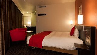 プレミアム ダブルルーム クイーンベッド 1 台 禁煙