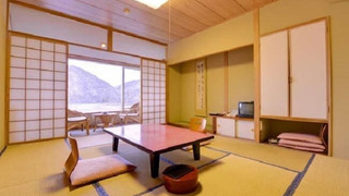 和室10畳 レイクビュー [禁煙] 4~5階 (レストランでの朝夕食)