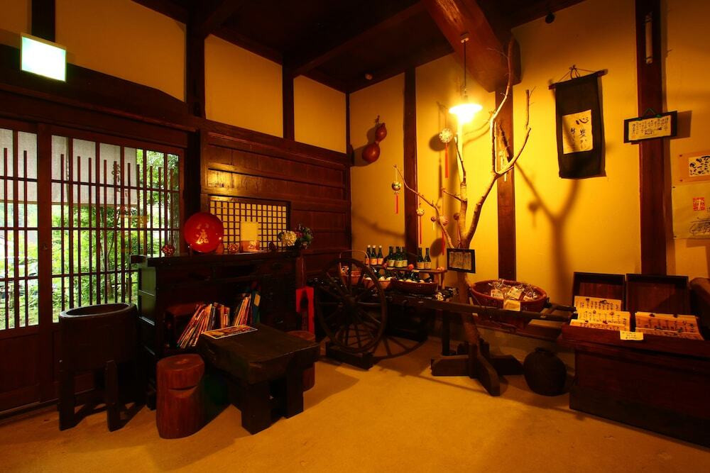 ロビーラウンジ