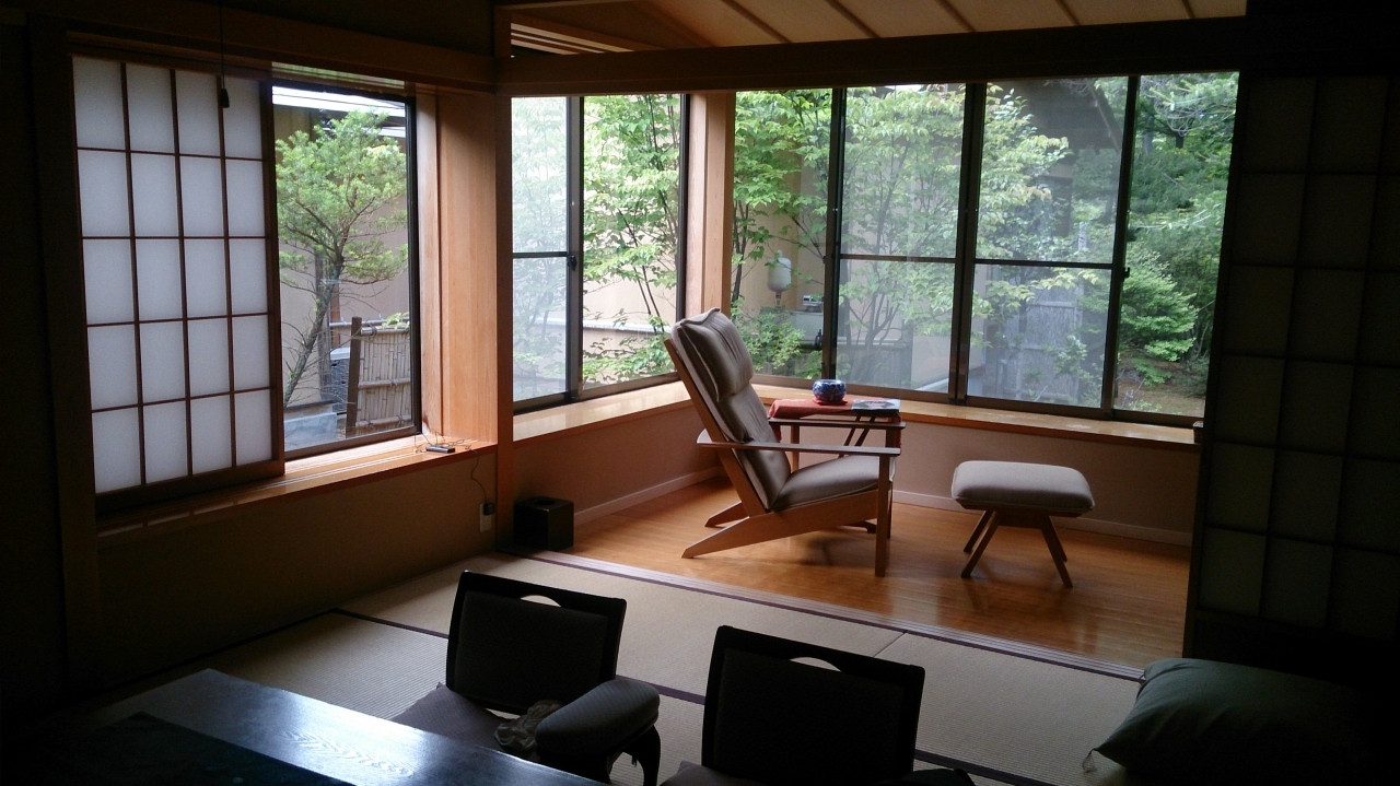 自然に囲まれた旅館で子連れ旅行デビュー♪お部屋でゆっくりご飯を4055364