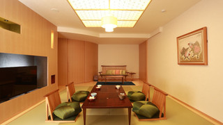 Suite 麻葉 ハリウッドツイン+和室+ジャグジー