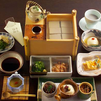 朝はお豆腐料理で優しい目覚めを3708177