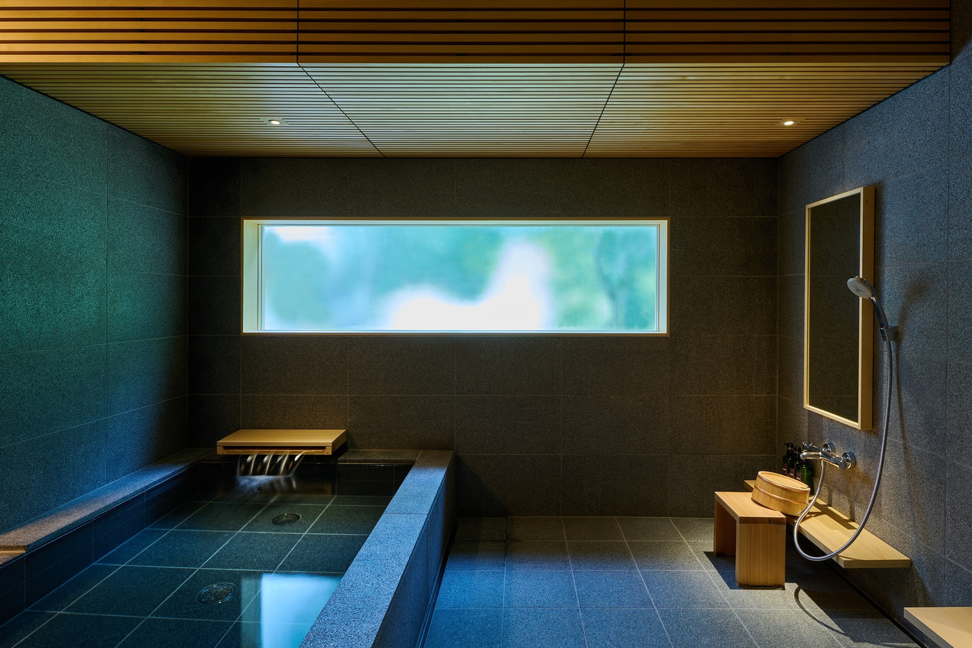 快適さにこだわった和空間♪文豪も愛した老舗宿4010370