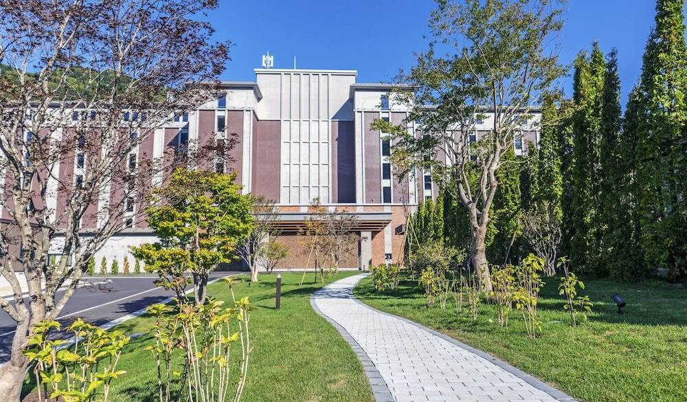 旅の始まりに胸躍る
広々エントランス / 4