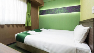 [禁煙] ダブルルーム ベッド幅140cm x 1台/2名まで/12.4平米