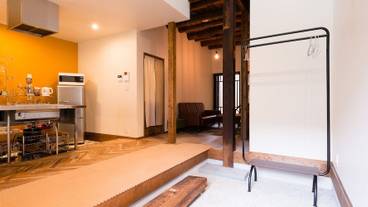 施設の入り口 / 4