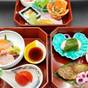 1日組数限定!【部屋食×おこもり】人目を気にせず寛ぐ温泉旅|重箱膳で愉しむ静かなひととき | 上牧温泉 人気の貸切風呂と炭火山里料理の宿 辰巳館