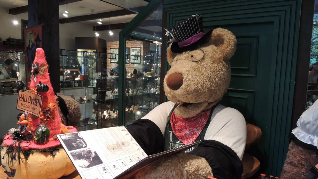 ガーデンやカフェも
見どころ満載の美術館 / 2