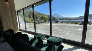 施設内の設備 / 14