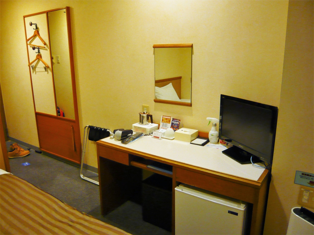 デスク・荷台など一通りは揃ってます