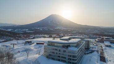 ホテルと羊蹄山(冬) / 4