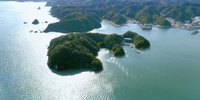 船で渡る特別な温泉宿。「熊野別邸 中の島」で心安らぐ休日を／和歌山