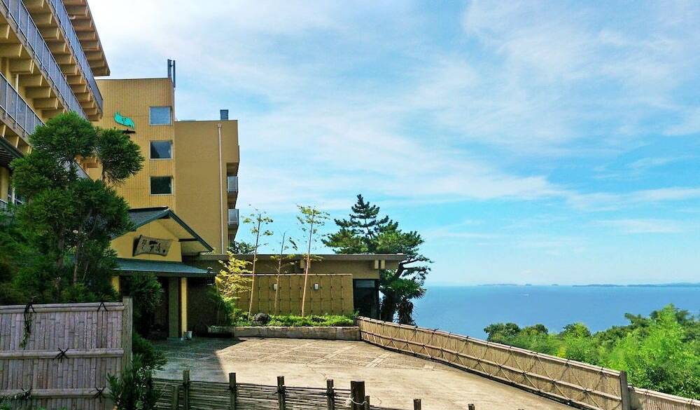 和情緒溢れる旅館で
チェックイン / 4