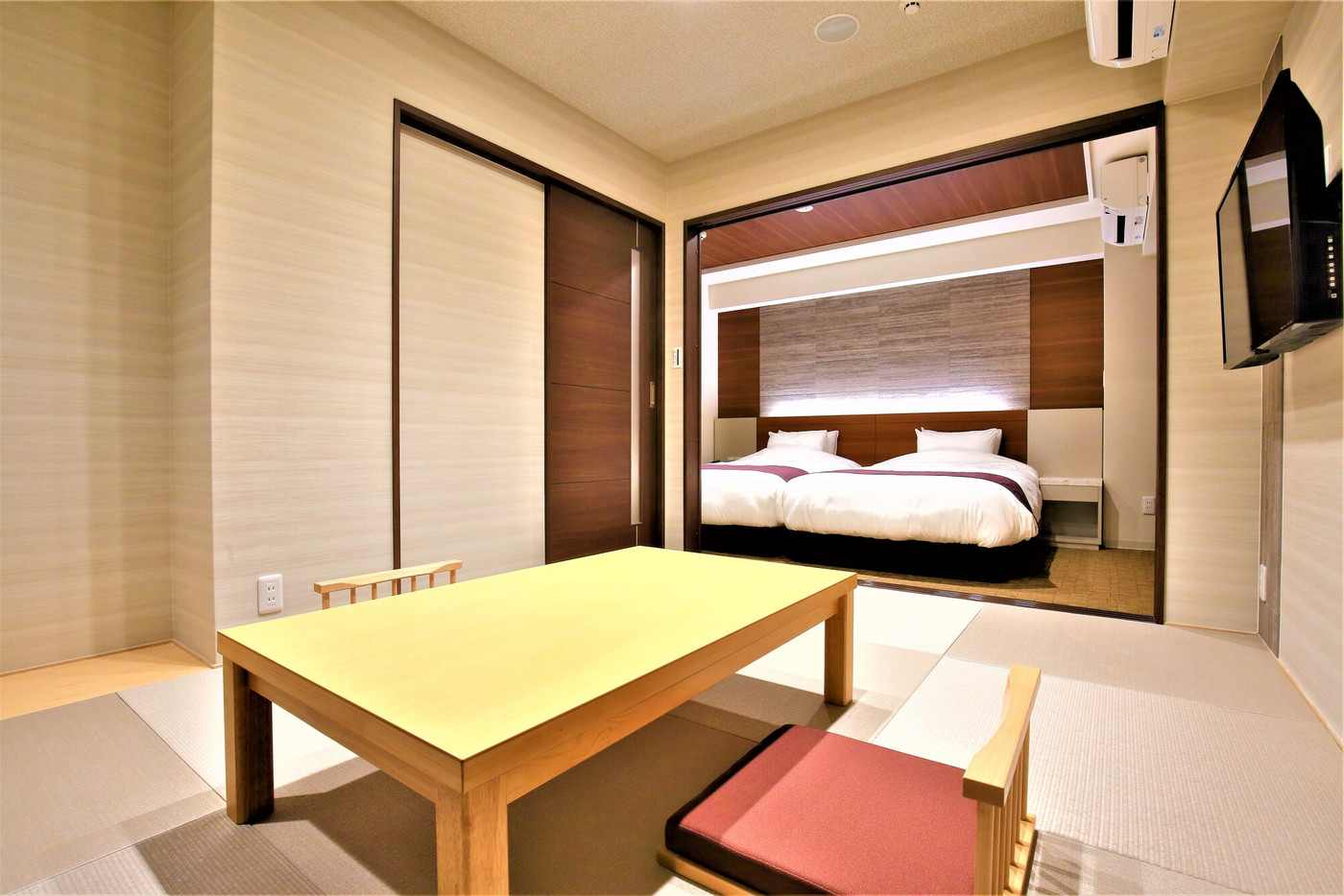 ラグジュアリーな空間と我が家のようなくつろぎ感どちらも堪能できる！4084849