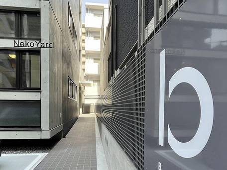 b hotel Neko Yard 広島 / 2