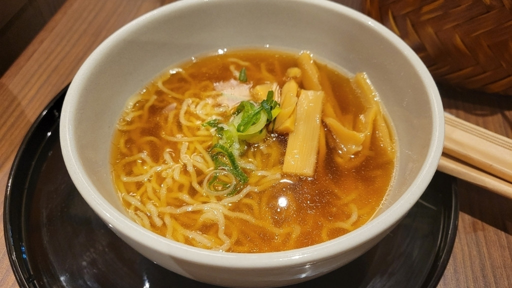 夜鳴きそばサービス