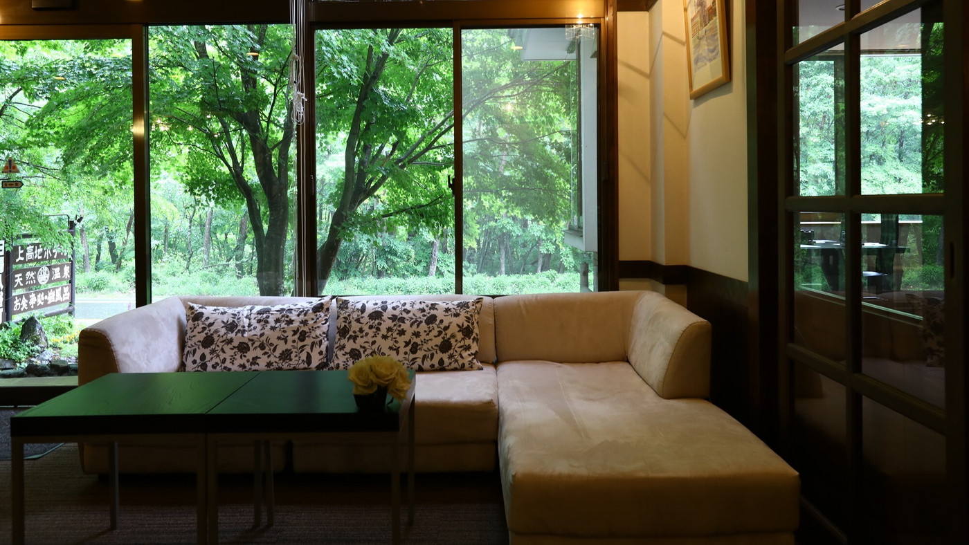 信州牛も絶品♡つるつる肌が期待できる温泉ホテル3385376