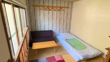 客室 / 23