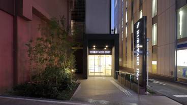 施設の入り口 / 11