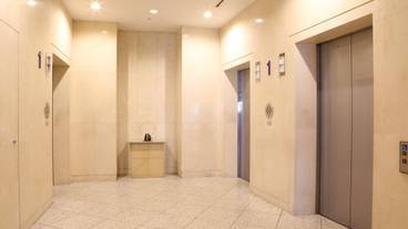 エレベーター / 1