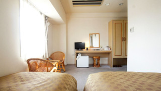 ツインルーム 喫煙可