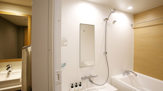 デラックス 4 人部屋 オーシャンビュー (シングルベッド 4 台)