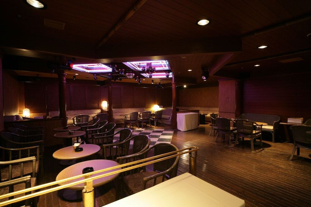 カラオケ ルーム