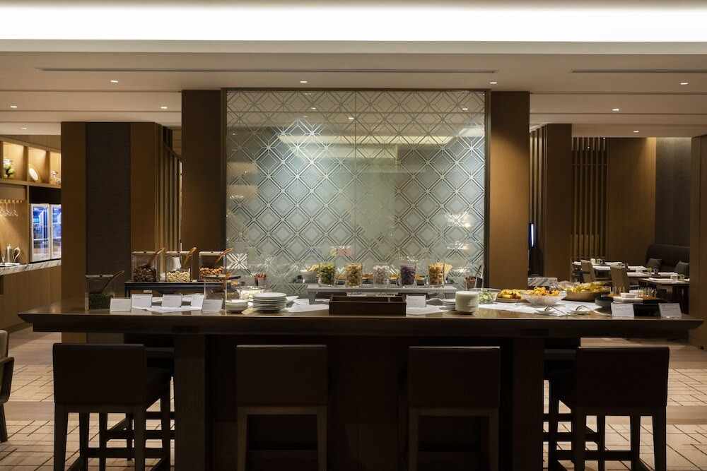 1日3回のフードプレゼンで、"食のオークラ"を味わいつくそう4756617