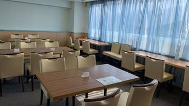 朝食スペース / 9