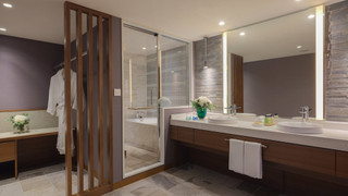 スイート クラブラウンジ利用可 (Nago Bay)