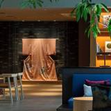 ホテルロビー③ / 3