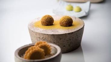 食事・飲み物 / 22