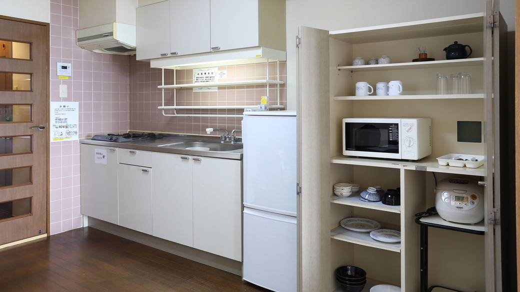 食材を買い込んで
お部屋でパーティー / 3