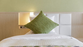 デラックスフォース(禁煙)