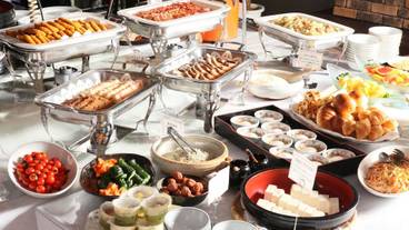 朝食ビュッフェ / 3