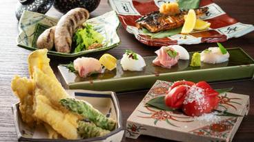 食事・飲み物 / 3