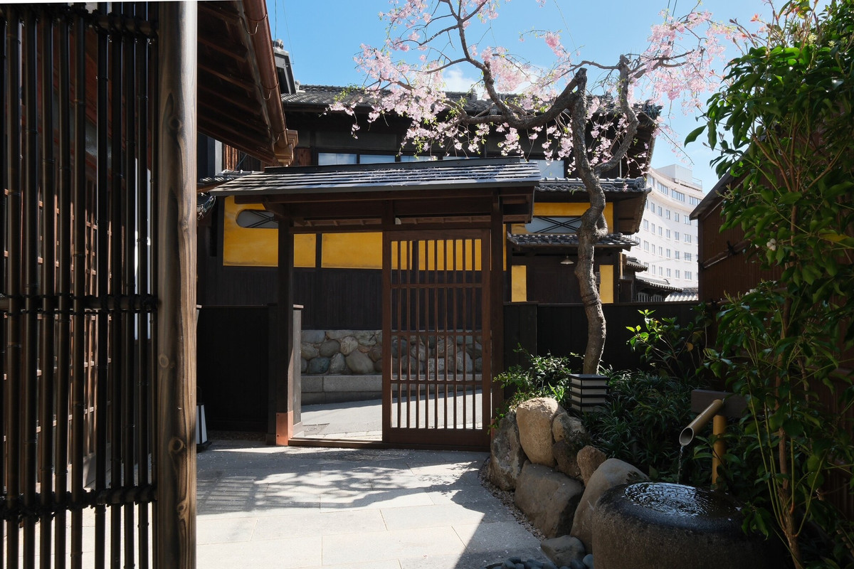 オーベルジュ 櫻や　門