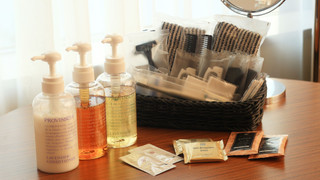 [本館] スモールダブル18平米 1-2名 禁煙