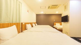 洋室 5人部屋 禁煙 (ホテルの1階にございます)(お子様(6-11歳)の添い寝料金は1名1泊1500円となります)