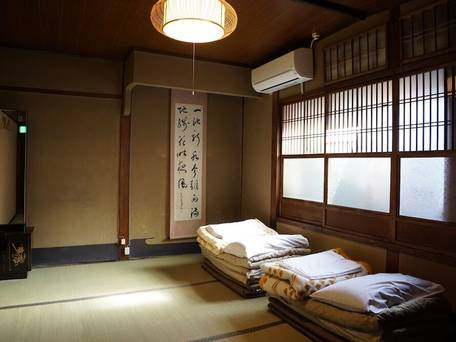 五条ゲストハウス / 2