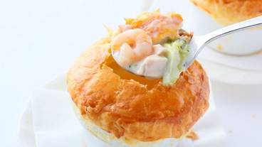 食事・飲み物 / 11