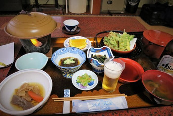 夕食も朝食もお部屋食だから愛犬のそばにずっと居られる4240527