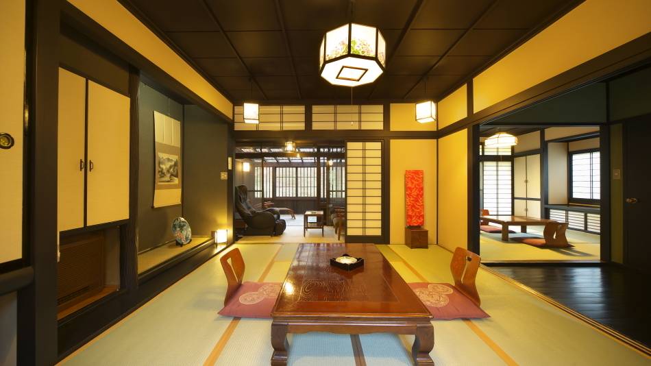 離れ「河鹿亭」はレトロな民芸調 / 2