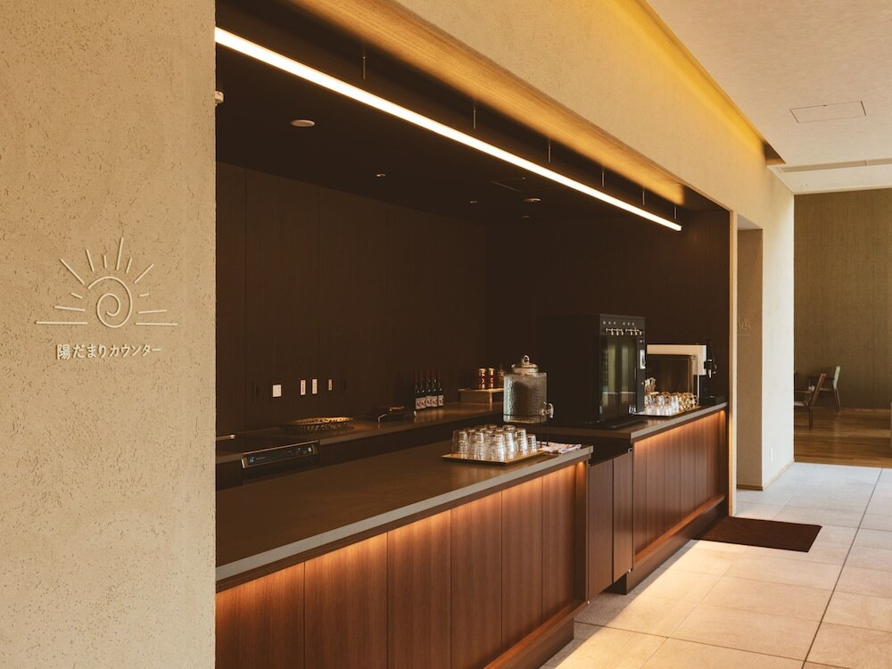 ロビーラウンジ