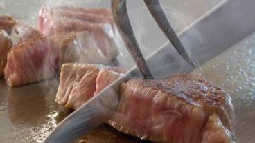 朝食ビュッフェ 牛ステーキ食べ放題 / 3