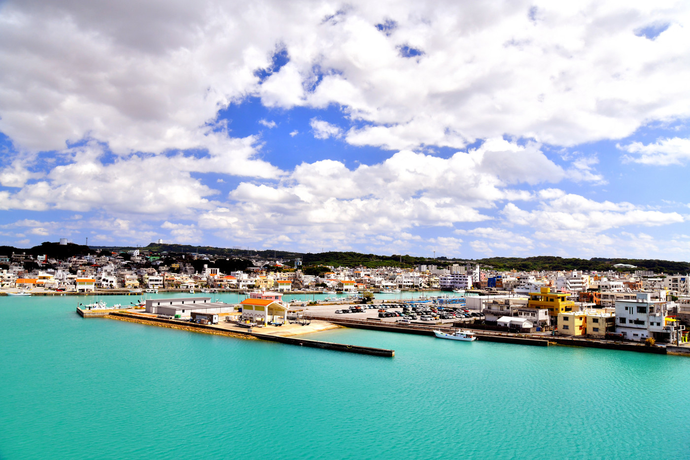 糸満高架橋から糸満港方面の眺め(沖縄県糸満市)【2023.2】