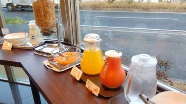 朝食ビュッフェ / 3