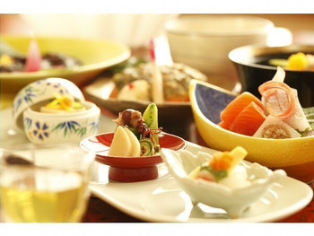 露天風呂で温泉と恋占いを楽しむ「信州しもすわ温泉 ぎん月」3924139